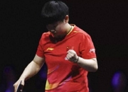 LOL决赛-龙虎争霸，巨头对决谁能笑到最后