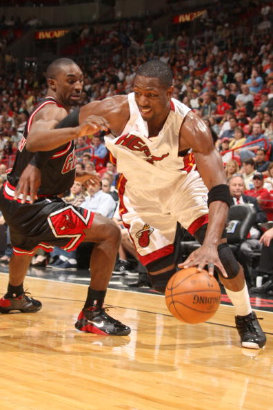 篮球球员突破自我，表现堪称完美