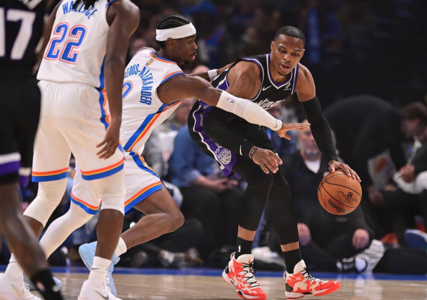 爵士轻取76人,德罗赞点燃赛场 爵士轻取76人,德罗赞点燃赛场