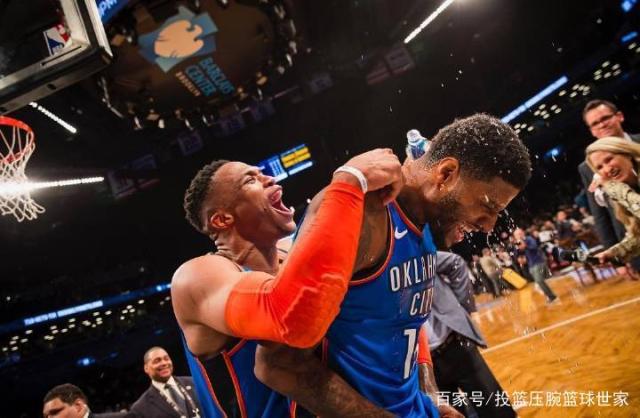 篮网完胜勇士,乔治扛起全队 篮网完胜勇士,乔治扛起全队