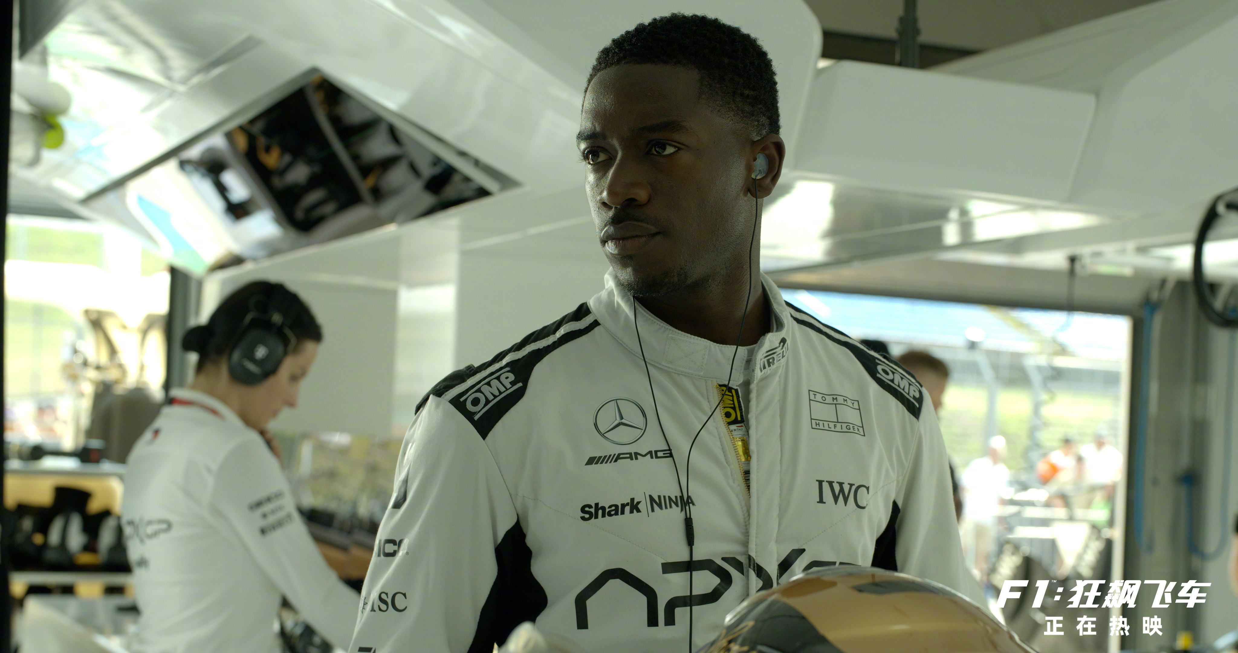 梅赛德斯翻盘索伯车队,皮亚斯特里状态火热 梅赛德斯翻盘索伯车队,皮亚斯特里状态火热