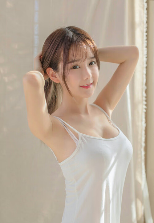 跨时空对决!比利亚雷亚尔力克伊拉克国家队,莱万戴帽扮演关键先生