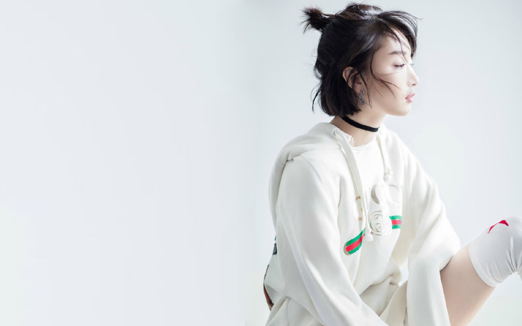 实力证明，浓眉领衔新疆队对决马刺，展现巨星风采