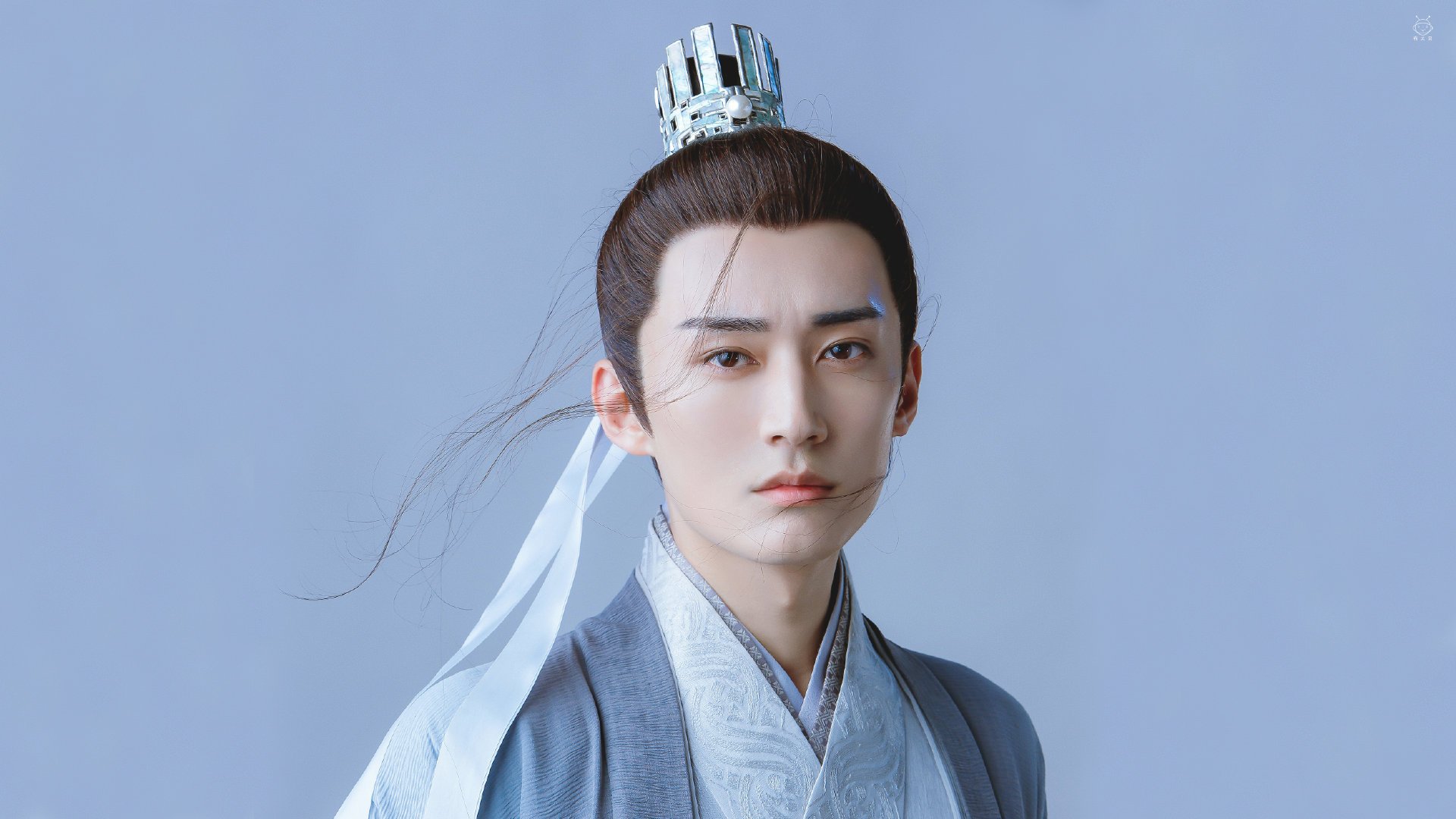 星图交汇夜，当英格拉姆的星群照亮北岸花园