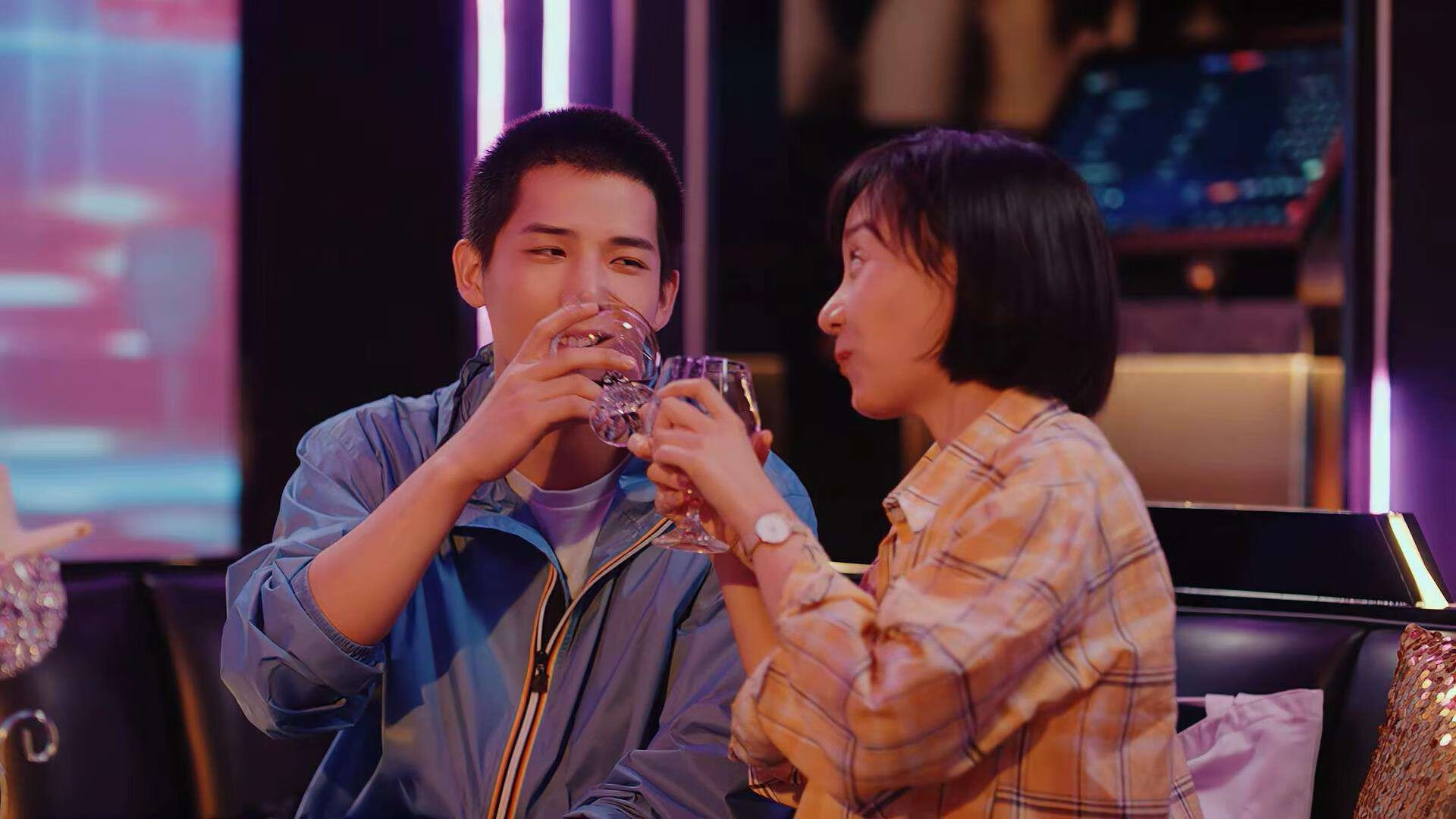 跨越体育的唯一性，西决生死战与冰岛压制的共鸣